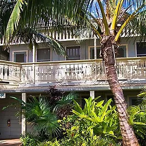 2* Hotel Kauai Palms