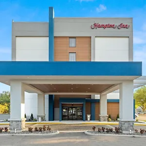 hampton-inn-tampa-veterans-expwy.hotelstampa.org/